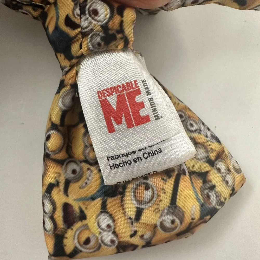 H&M Kids Despicable Me Minions Pre-Tied Bow Tie Yellow Print Adjustable
